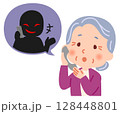 詐欺電話を受けるおばあさん 128448801