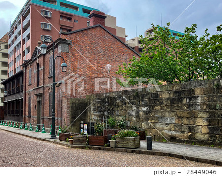 旧長崎英国領事館 側面 長崎県長崎市 快晴 旧長崎英国領事館 側面 長崎県長崎市 快晴 128449046