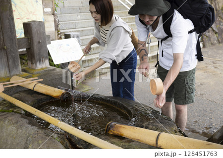 日本観光を楽しむインバウンド 128451763