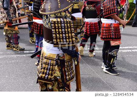 鎧甲冑武者 128454534