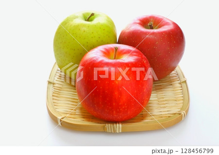 リンゴ（王林・ジョナゴールド・サンふじ） 128456799