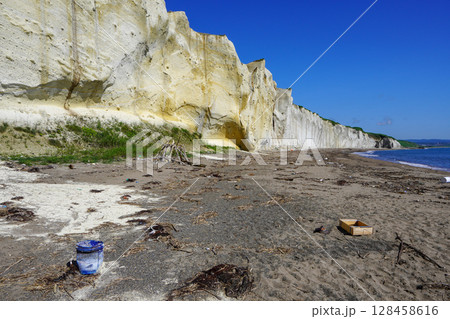 シラフラ（滝瀬海岸・乙部町） 128458616