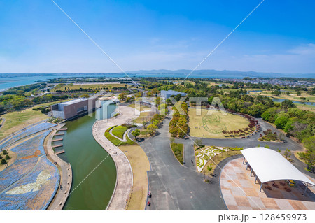浜名湖ガーデンパーク、展望塔からの眺め〈静岡県浜松市〉 128459973