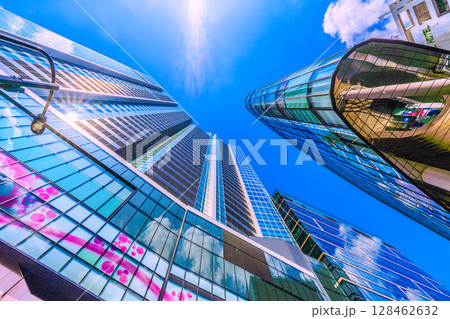 日本の東京都市景観 猛烈な暑さ。渋谷サクラステージSHIBUYAタワーなどを望む＝7月13日 128462632