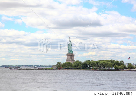 New york ,USA-June 15 ,2018:The Statue of liberty look from beside is American landmark have famous in New York ,USA . 128462894