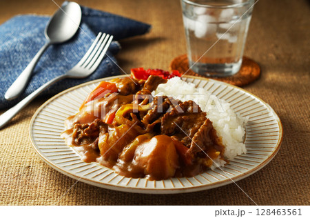 ビーフカレー 128463561