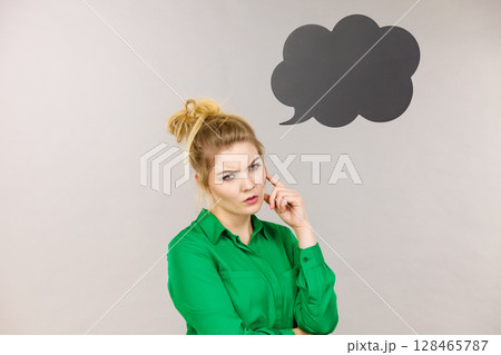 Business woman intensive thinking Business woman intensive thinking 128465787