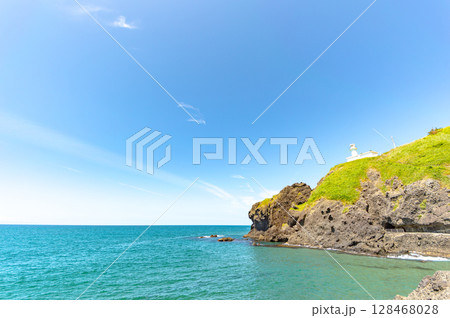 角田岬からの海岸の風景 128468028