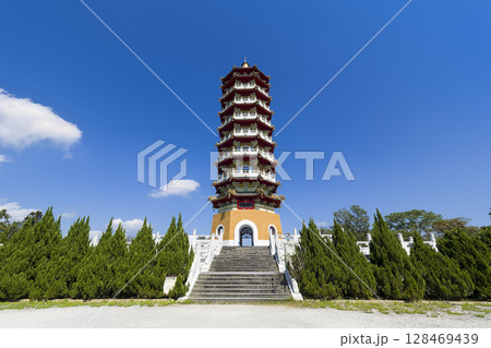 台湾・日月潭 慈恩塔 / Ci'en Pagoda, Yuchi, Nantou, Taiwan 128469439