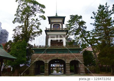 尾山神社の「神門」（石川県金沢市尾山町） 128472202