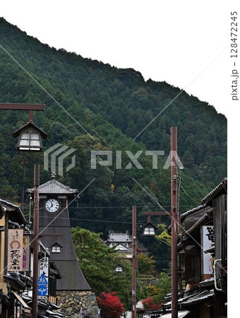 出石城下町の紅葉 128472245