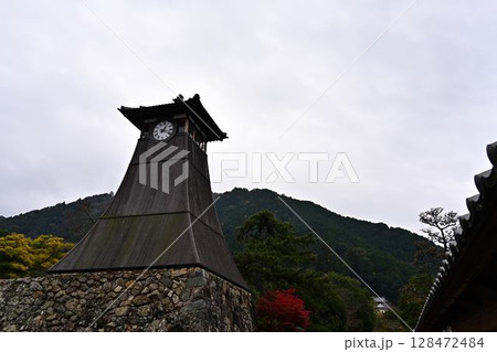 出石城下町の紅葉 出石城下町の紅葉 128472484