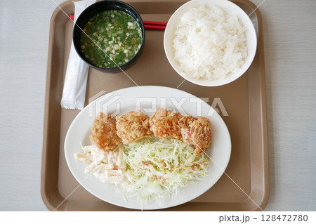 食堂のからあげ定食 食堂のからあげ定食 128472780