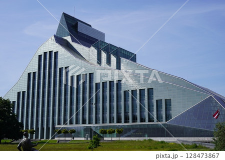 ラトビア国立図書館 128473867