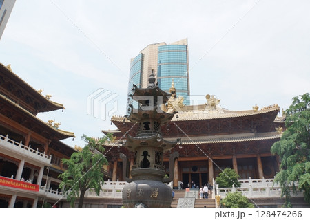 上海、静安寺の風景 上海、静安寺の風景 128474266