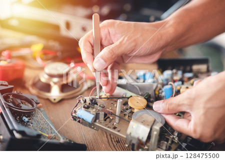 Fixing vintage cassette player 128475500