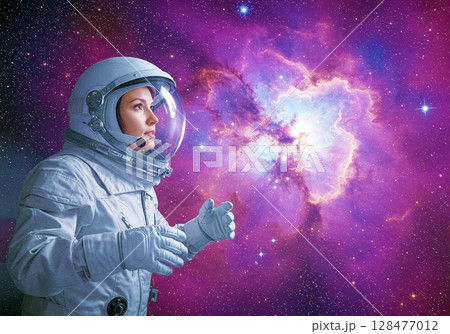 Astronaut 128477012