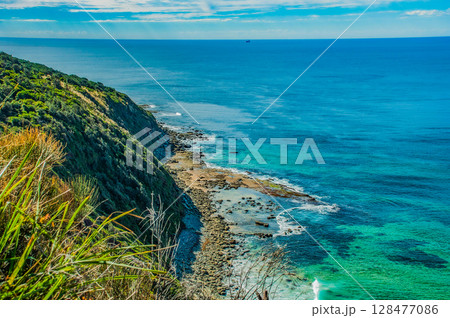 Coastal Rocky Cliff Ocean  128477086