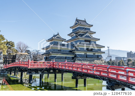 長野県松本市 晴天の国宝松本城 長野県松本市 晴天の国宝松本城 128477610