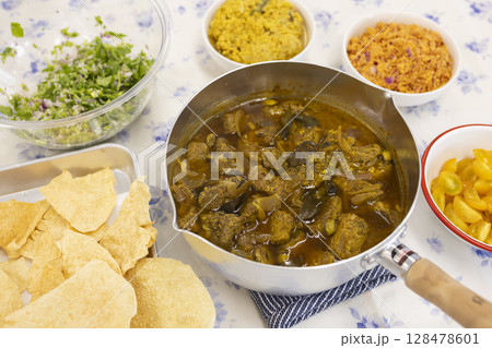 スリランカ料理を作る 128478601