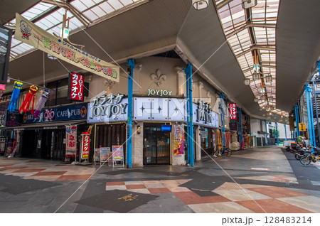 四日市一番街商店街「三重県 四日市市」 128483214