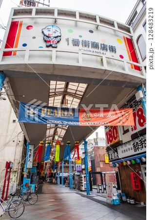 四日市一番街商店街「三重県 四日市市」 四日市一番街商店街「三重県 四日市市」 128483219