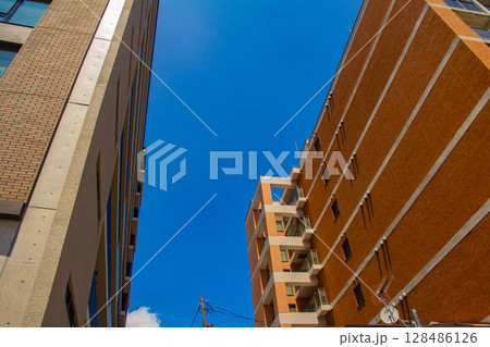 【京都風景】五条通りの空とビル群（河原町五条から堀川五条まで） 128486126