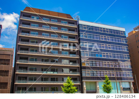 【京都風景】五条通りの空とビル群(河原町五条から堀川五条まで) 【京都風景】五条通りの空とビル群(河原町五条から堀川五条まで) 128486134