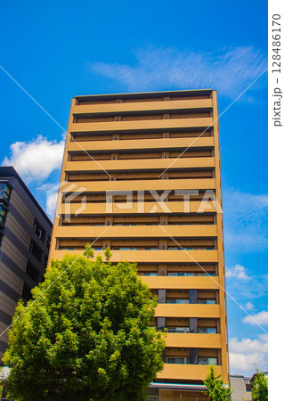 【京都風景】五条通りの空とビル群（河原町五条から堀川五条まで） 128486170