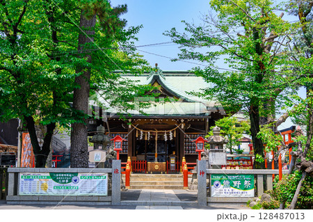 東京都葛飾区　五方山　立石熊野神社　拝殿　安倍晴明縁りの神社 128487013