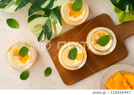 マンゴー マンゴ ムース 128488447
