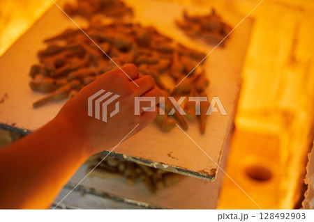 Many rustic clay in the kiln 128492903