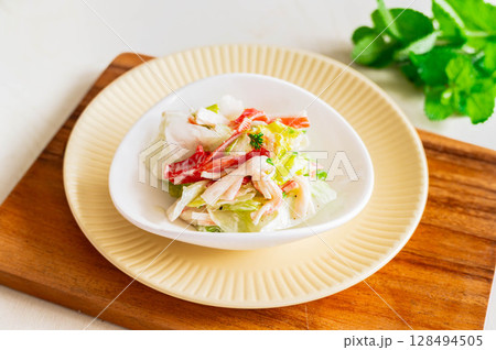 カニカマサラダ カニカマサラダ 128494505