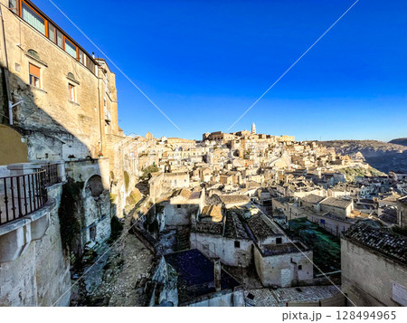 南イタリアの世界遺産 マテーラの洞窟住居群 南イタリアの世界遺産 マテーラの洞窟住居群 128494965