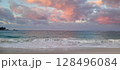 美しい海岸の夕焼け 128496084