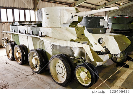 Soviet light cavalry tank BT-5 128496433