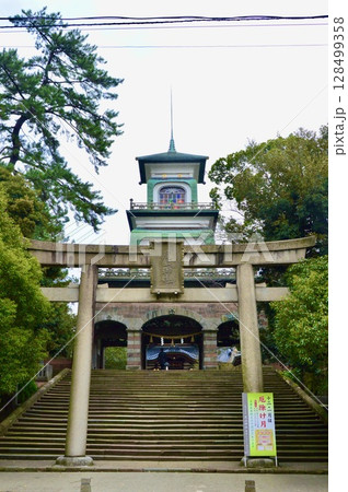 尾山神社の「神門」(石川県金沢市尾山町) 尾山神社の「神門」(石川県金沢市尾山町) 128499358