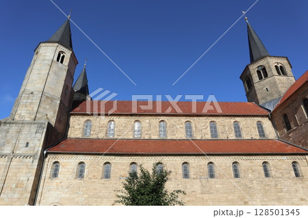 ドイツ・ヒルデスハイムら聖ゴドハルト教会 ドイツ・ヒルデスハイムら聖ゴドハルト教会 128501345