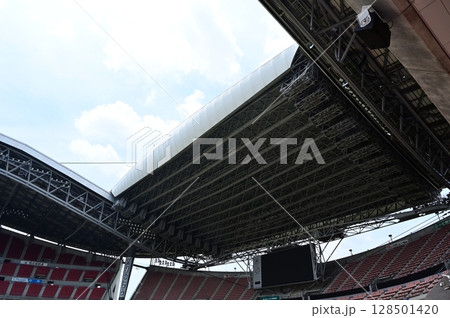 豊田スタジアム(愛知県豊田市)の可動屋根 豊田スタジアム(愛知県豊田市)の可動屋根 128501420