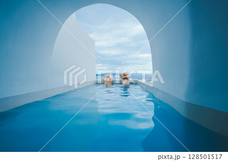 ギリシャのサントリーニ島の美しい風景 128501517