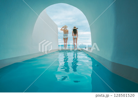 ギリシャのサントリーニ島の美しい風景 128501520