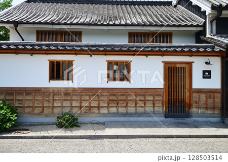 岡山県　倉敷市　倉敷美観地区 128503514