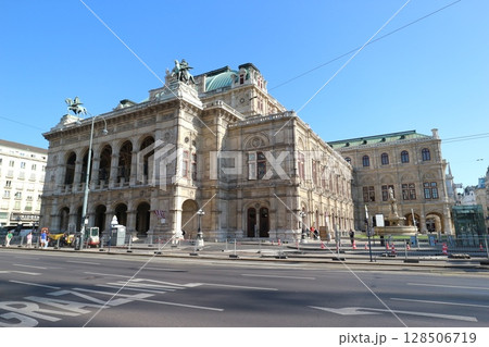 オーストリアの国立歌劇場 128506719