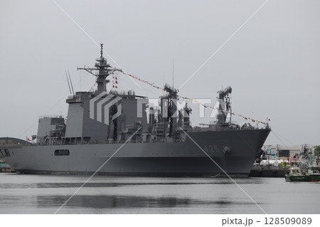 ましゅう型補給艦 128509089