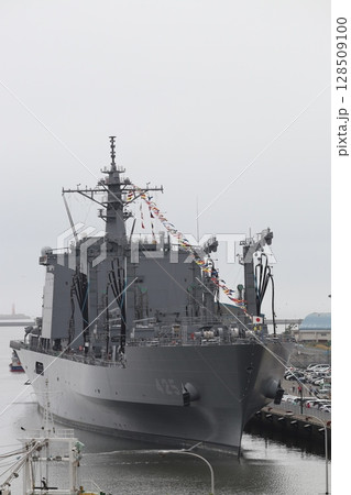 ましゅう型補給艦 128509100