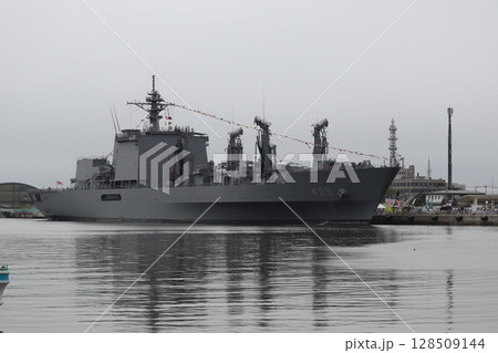 ましゅう型補給艦 128509144