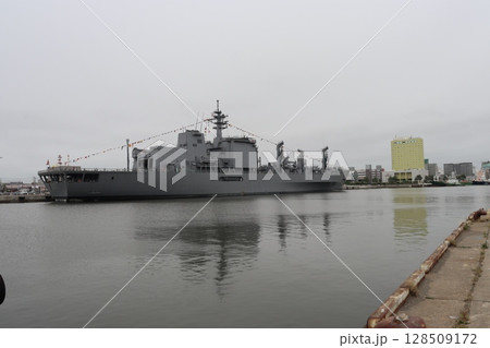 ましゅう型補給艦 ましゅう型補給艦 128509172