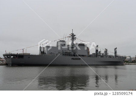 ましゅう型補給艦 ましゅう型補給艦 128509174