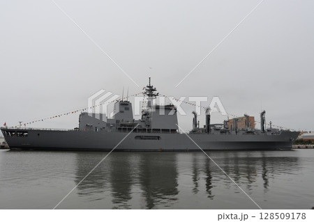 ましゅう型補給艦 128509178