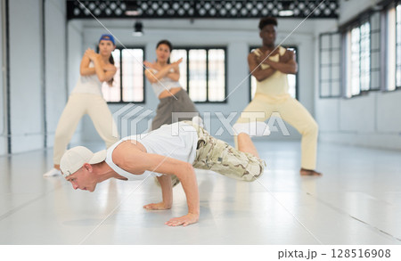 dancers training in a dance studio 128516908